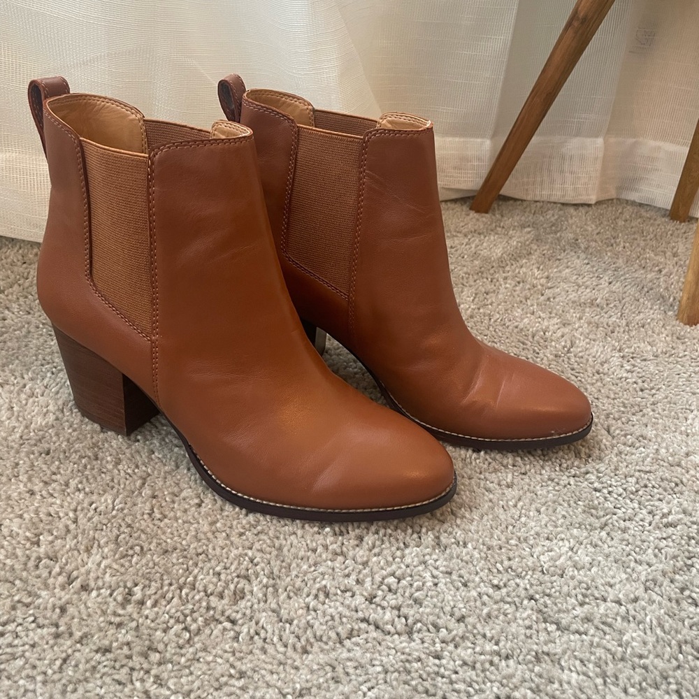 New J Crew "Rory" Leather Camel Brown Booties - 10 - Picture 2 of 8
